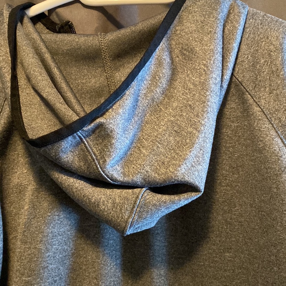 Hooded spring jacket - Picture 5 of 5
